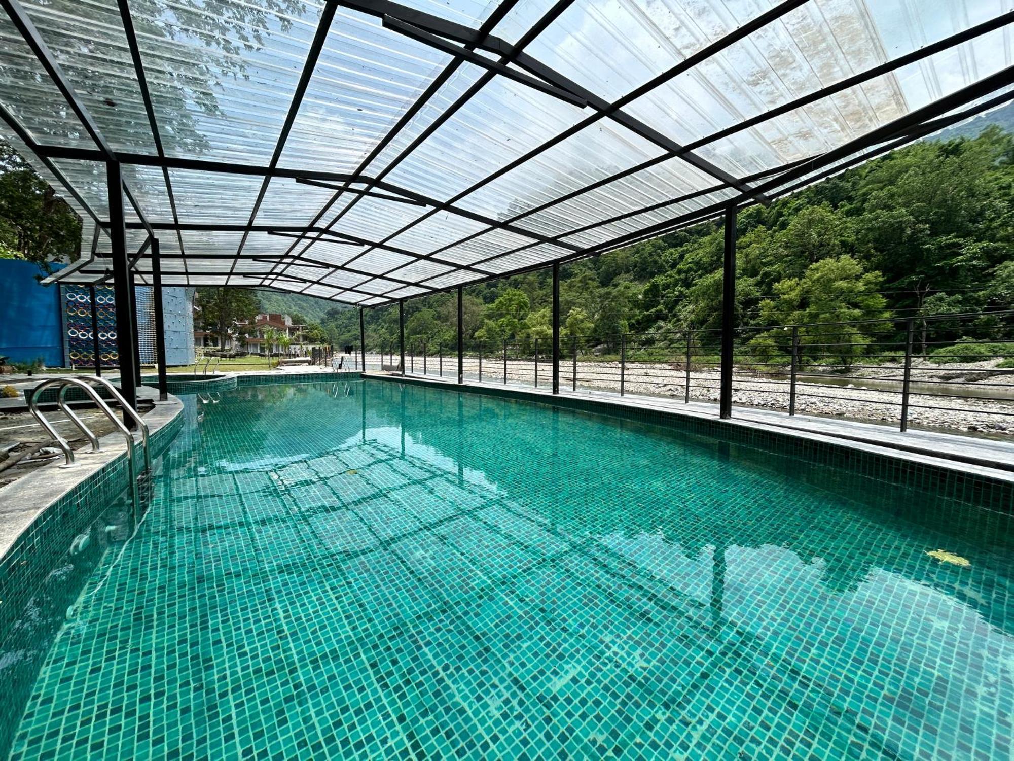 Dls Divine River Resort And Spa, Rishīkesh Buitenkant foto