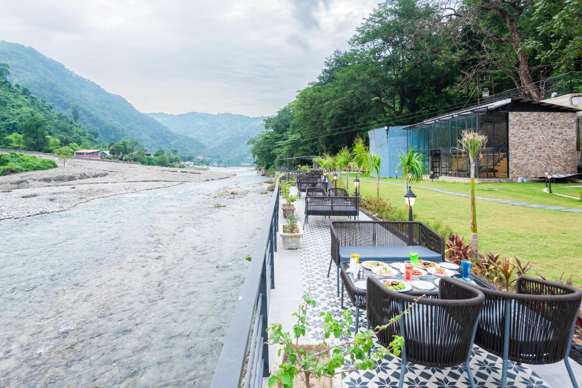 Dls Divine River Resort And Spa, Rishīkesh Buitenkant foto