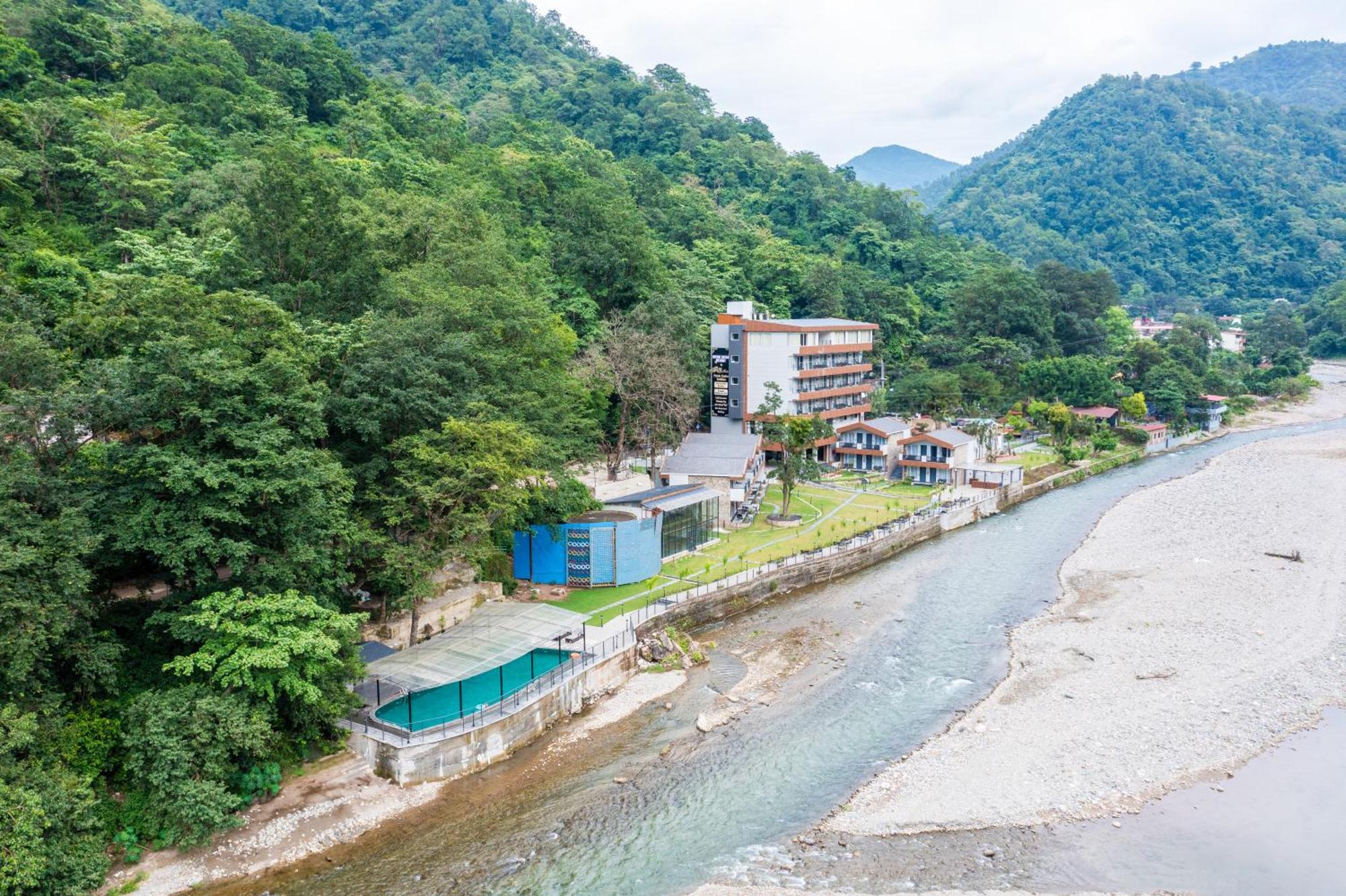 Dls Divine River Resort And Spa, Rishīkesh Buitenkant foto
