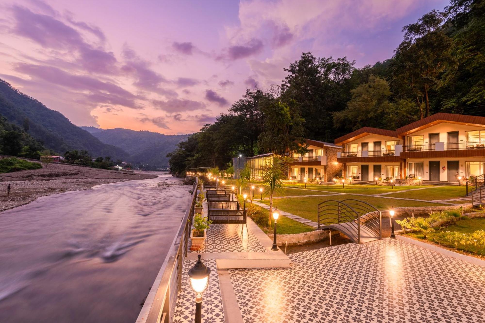 Dls Divine River Resort And Spa, Rishīkesh Buitenkant foto