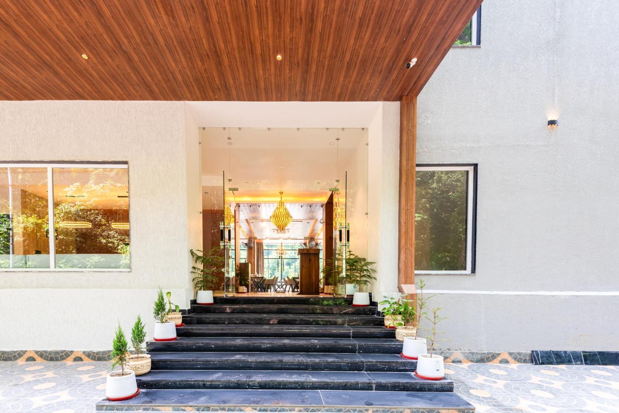 Dls Divine River Resort And Spa, Rishīkesh Buitenkant foto
