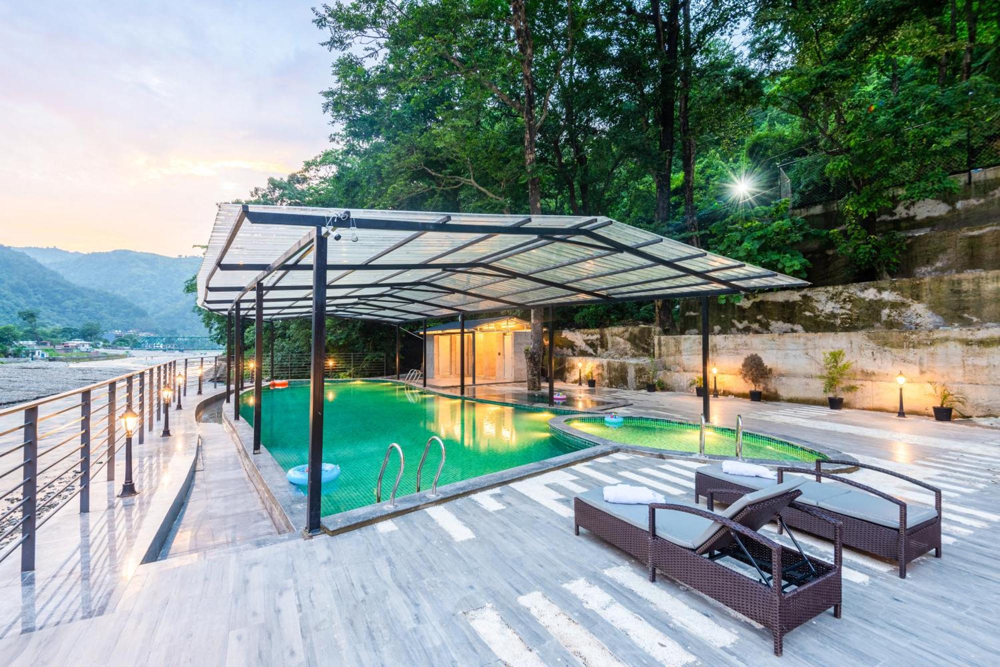 Dls Divine River Resort And Spa, Rishīkesh Buitenkant foto